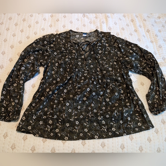 Old navy Floral peasant top with tie med - Picture 1 of 12